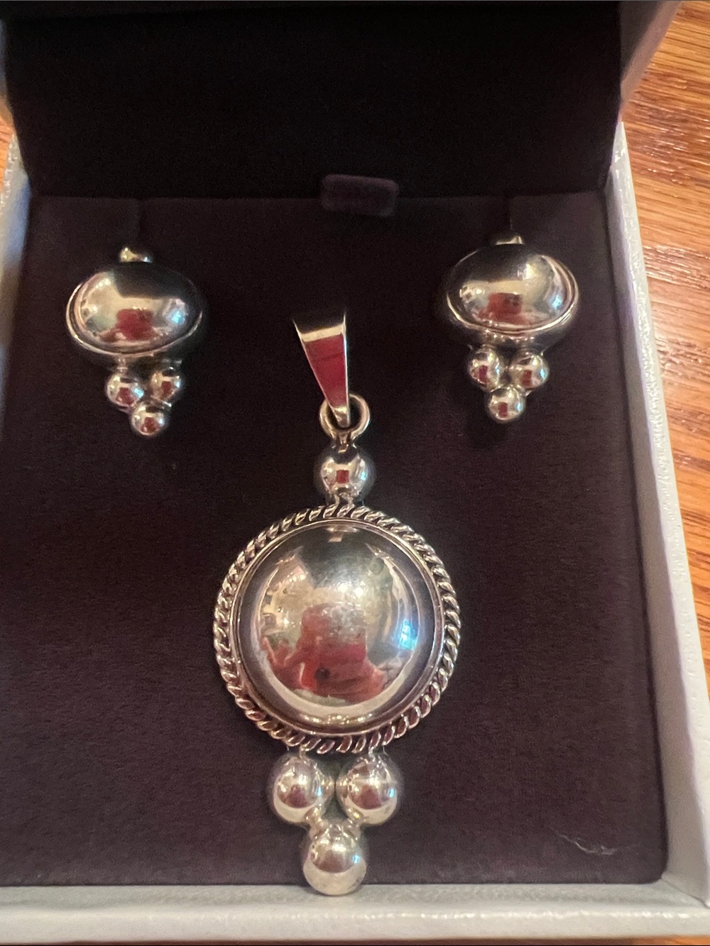Sterling Silver Round Pendant and Stud Earrings Set - Mexico sterling silver